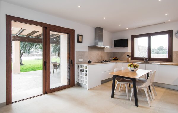 Holiday Home - Es Vidrie, Capdepera , Spain - EMI204 402