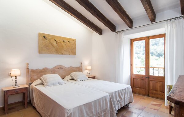 Holiday Home - Can Peric, Pollenca , Spain - EMI206 605
