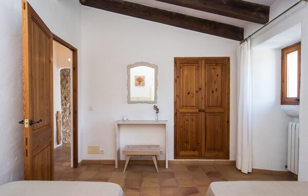 Holiday Home - Can Peric, Pollenca , Spain - EMI206 608