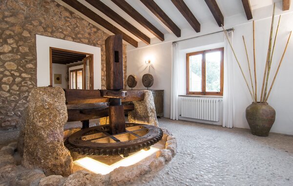 Holiday Home - Can Peric, Pollenca , Spain - EMI206 502