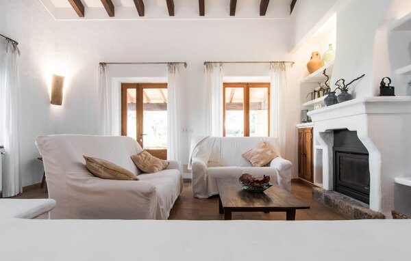 Holiday Home - Can Peric, Pollenca , Spain - EMI206 302