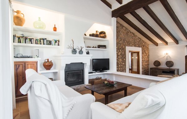 Holiday Home - Can Peric, Pollenca , Spain - EMI206 303