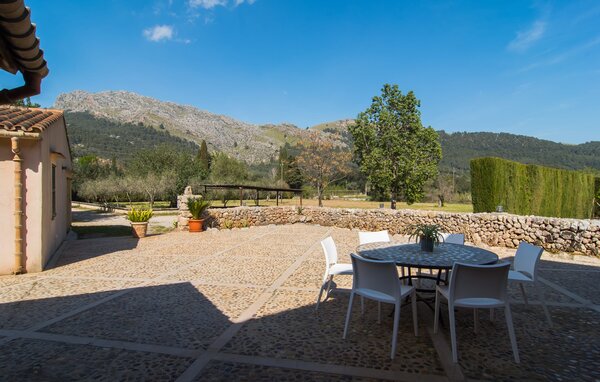 Holiday Home - Can Peric, Pollenca , Spain - EMI206 110
