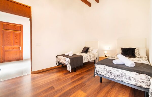 Holiday Home - Cas Padri Pep, Ariany , Spain - EMI214 602