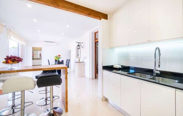 Holiday Home - Cas Padri Pep, Ariany , Spain - EMI214 403