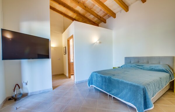Holiday Home - Roca del Rey, Santanyi , Spain - EMI223 601