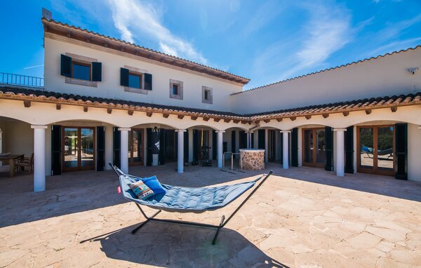Holiday Home - Roca del Rey, Santanyi , Spain - EMI223 82