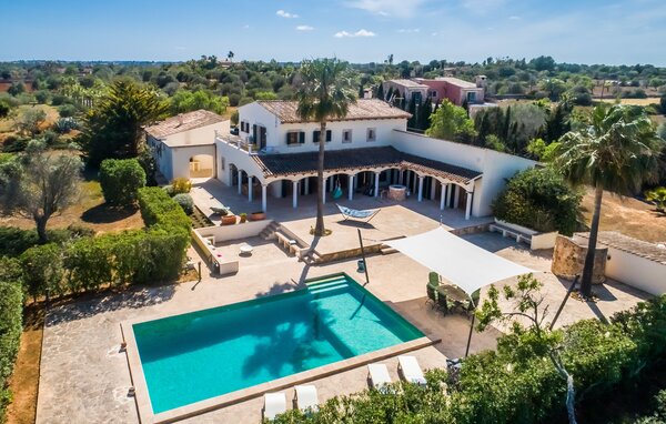 Holiday Home - Roca del Rey, Santanyi , Spain - EMI223 84
