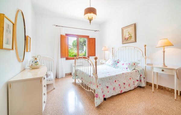 Holiday Home - Es Ferrutx, Colonia de Sant Pere , Spain - EMI233 604