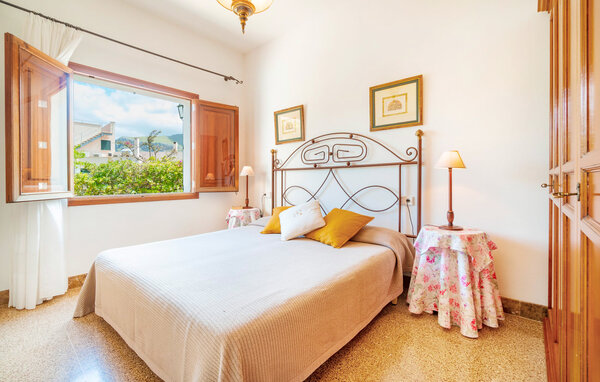 Holiday Home - Es Ferrutx, Colonia de Sant Pere , Spain - EMI233 608