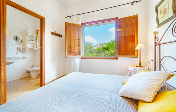 Holiday Home - Es Ferrutx, Colonia de Sant Pere , Spain - EMI233 609