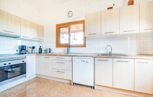 Holiday Home - Es Ferrutx, Colonia de Sant Pere , Spain - EMI233 401