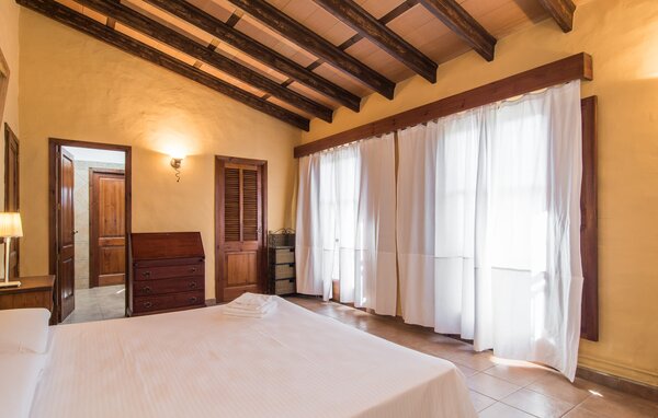 Semesterhus - Es Caulls, Llubi , Spanien - EMI248 604