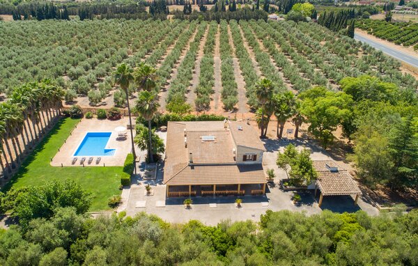 Semesterhus - Es Caulls, Llubi , Spanien - EMI248 83