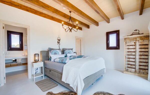 Holiday Home - La Fuente de Montuiri, Montuiri , Spain - EMI258 609