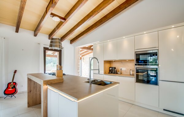 Holiday Home - La Fuente de Montuiri, Montuiri , Spain - EMI258 402