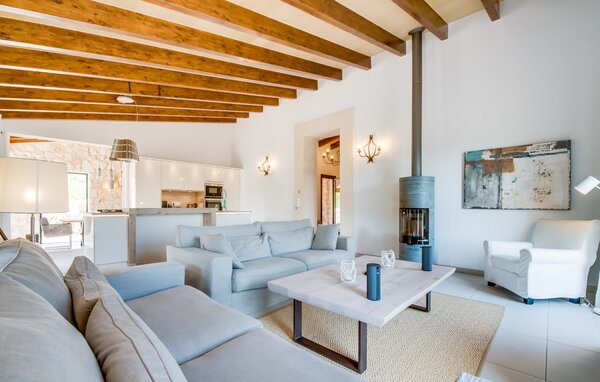 Holiday Home - La Fuente de Montuiri, Montuiri , Spain - EMI258 302