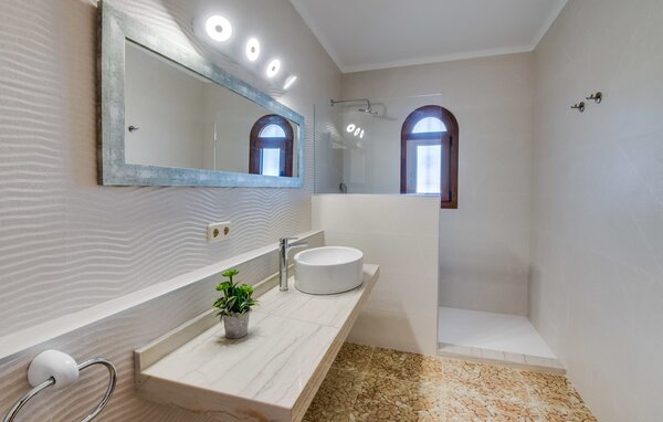 Holiday Home - Es Jardi, Cala dOr , Spain - EMI259 705