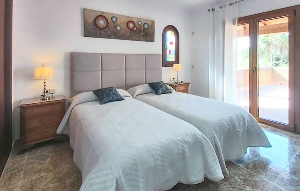 Holiday Home - Es Jardi, Cala dOr , Spain - EMI259 603