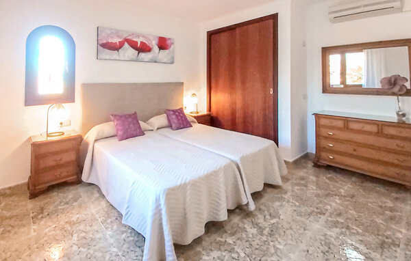 Holiday Home - Es Jardi, Cala dOr , Spain - EMI259 607