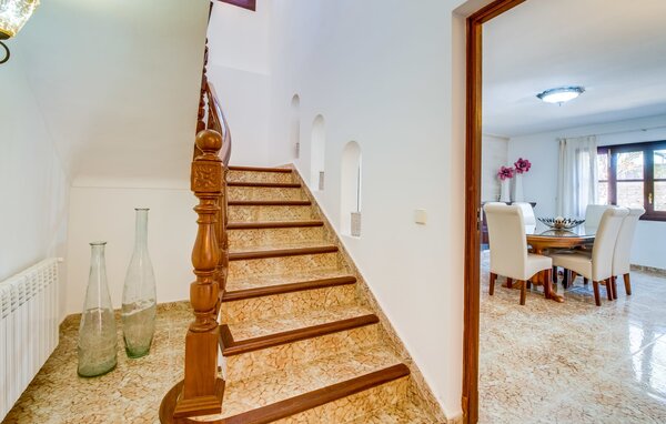 Holiday Home - Es Jardi, Cala dOr , Spain - EMI259 503