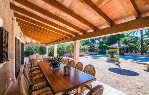 Holiday Home - Es Jardi, Cala dOr , Spain - EMI259 103