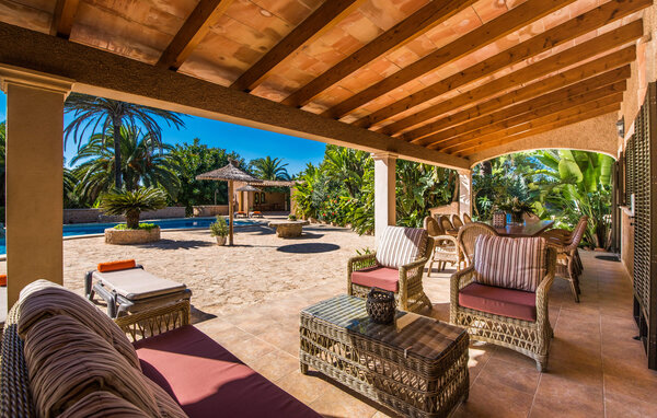 Holiday Home - Es Jardi, Cala dOr , Spain - EMI259 105