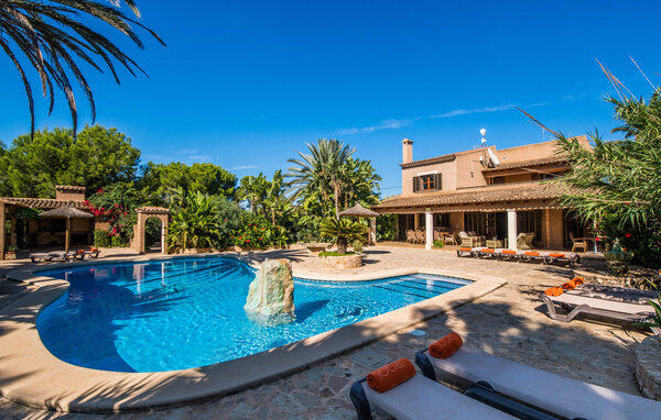 Holiday Home - Es Jardi, Cala dOr , Spain - EMI259 6