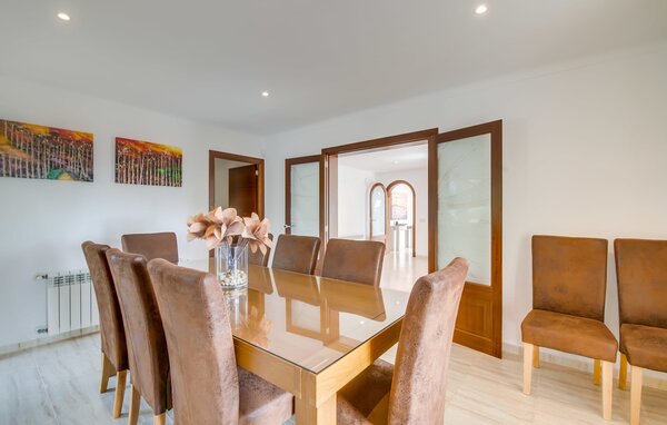 Holiday Home - El Delfin, Cala dOr , Spain - EMI262 501