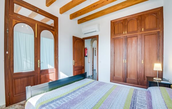Holiday Home - Sa Font d'Alt, Arta , Spain - EMI266 606