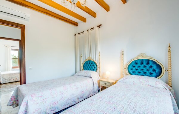 Holiday Home - Sa Font d'Alt, Arta , Spain - EMI266 610