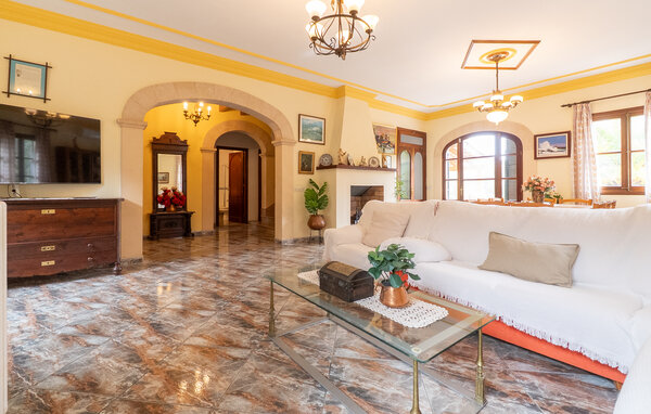 Holiday Home - Sa Font d'Alt, Arta , Spain - EMI266 302