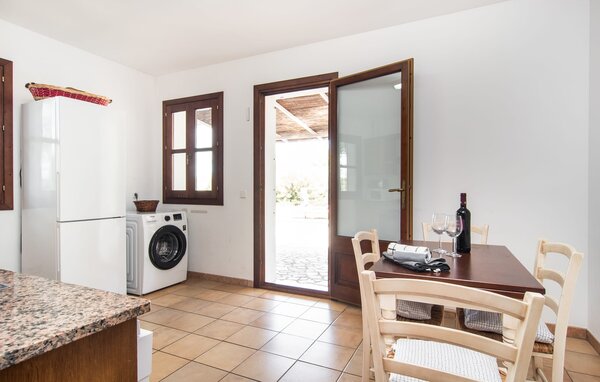 Holiday Home - Es Pinaro, Manacor , Spain - EMI302 504