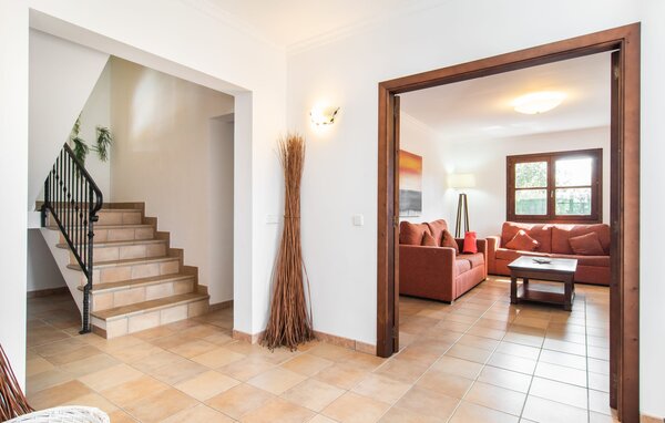 Holiday Home - Es Pinaro, Manacor , Spain - EMI302 505