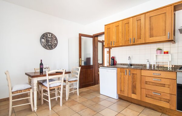 Holiday Home - Es Pinaro, Manacor , Spain - EMI302 401
