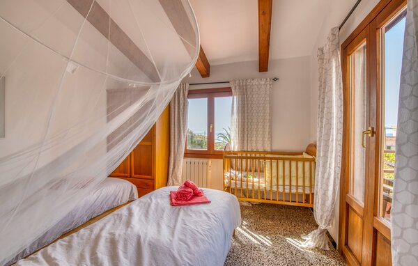 Holiday Home - Buena Vista de Cala Pi, Cala Pi , Spain - EMI307 606