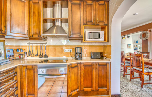 Holiday Home - Buena Vista de Cala Pi, Cala Pi , Spain - EMI307 402