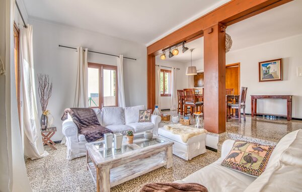 Holiday Home - Buena Vista de Cala Pi, Cala Pi , Spain - EMI307 303