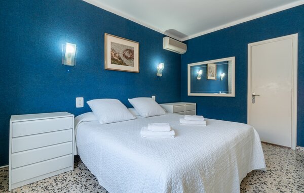 Apartment - Voramar on Pinewalk, Pollenca , Spain - EMI311 609