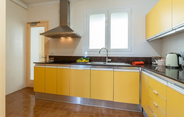 Apartment - Voramar on Pinewalk, Pollenca , Spain - EMI311 402