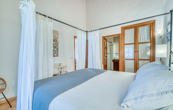 Holiday Home - Es Lledoner Dos, Felanitx , Spain - EMI326 602