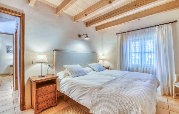 Holiday Home - Es Lledoner Dos, Felanitx , Spain - EMI326 604