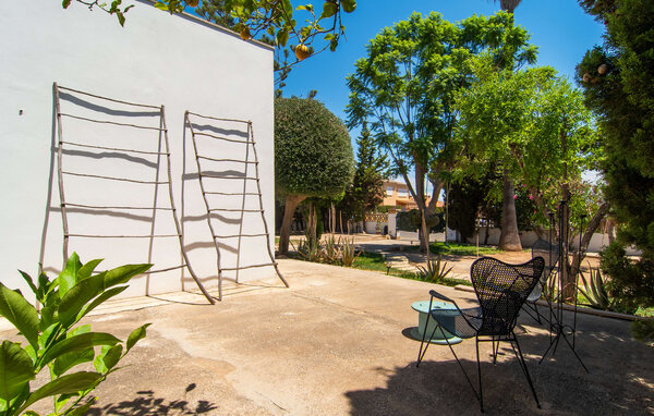 Holiday Home - Can Miquel i na Xisca, Badia Gran , Spain - EMI344 101