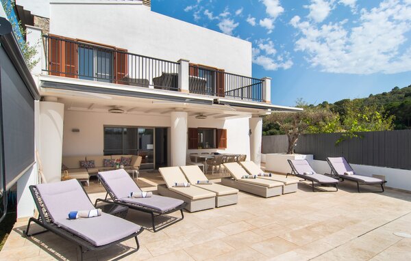Vacation home Villa Son Carrio