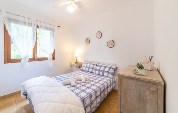 Holiday Home - Cas Sito, Cala Tuent , Spain - EMI384 604