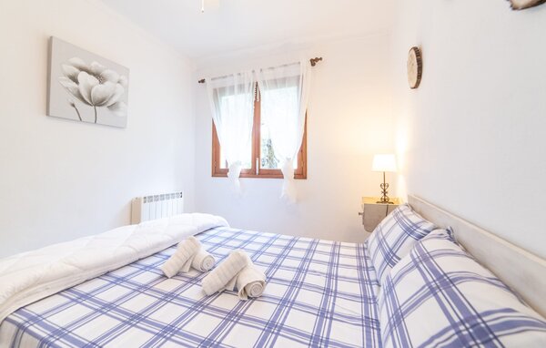 Holiday Home - Cas Sito, Cala Tuent , Spain - EMI384 606