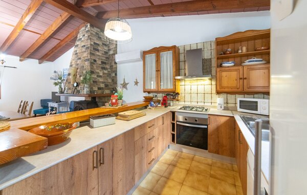 Holiday Home - Cas Sito, Cala Tuent , Spain - EMI384 402