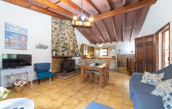 Holiday Home - Cas Sito, Cala Tuent , Spain - EMI384 9