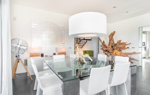 Holiday Home - Flor de Sal a Sa Canoveta, Campos , Spain - EMI391 501