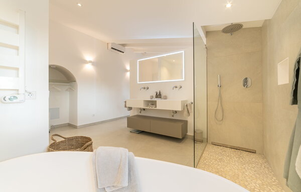 Holiday Home - Es Moli Ariany, Ariany , Spain - EMI396 702